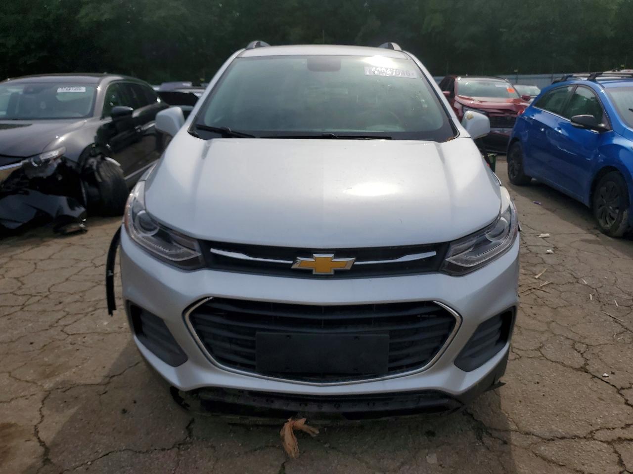 2019 CHEVROLET TRAX 1LT photo 9