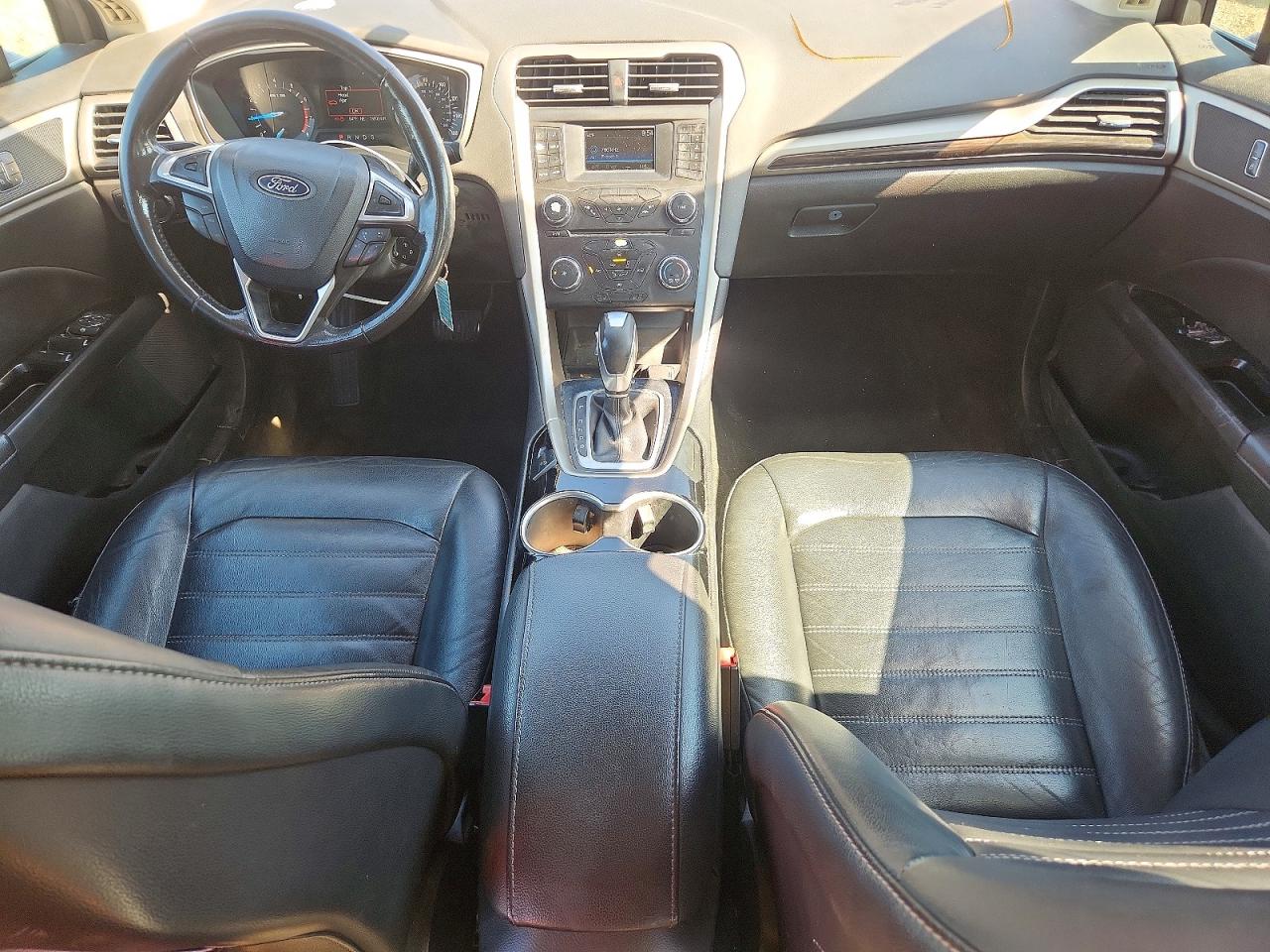 2015 FORD FUSION SE photo 15