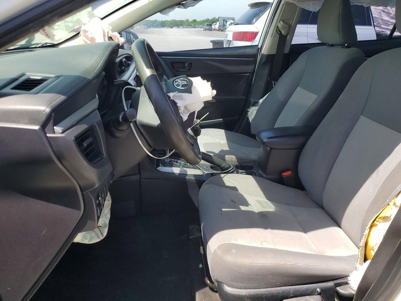 2016 TOYOTA COROLLA L photo 19
