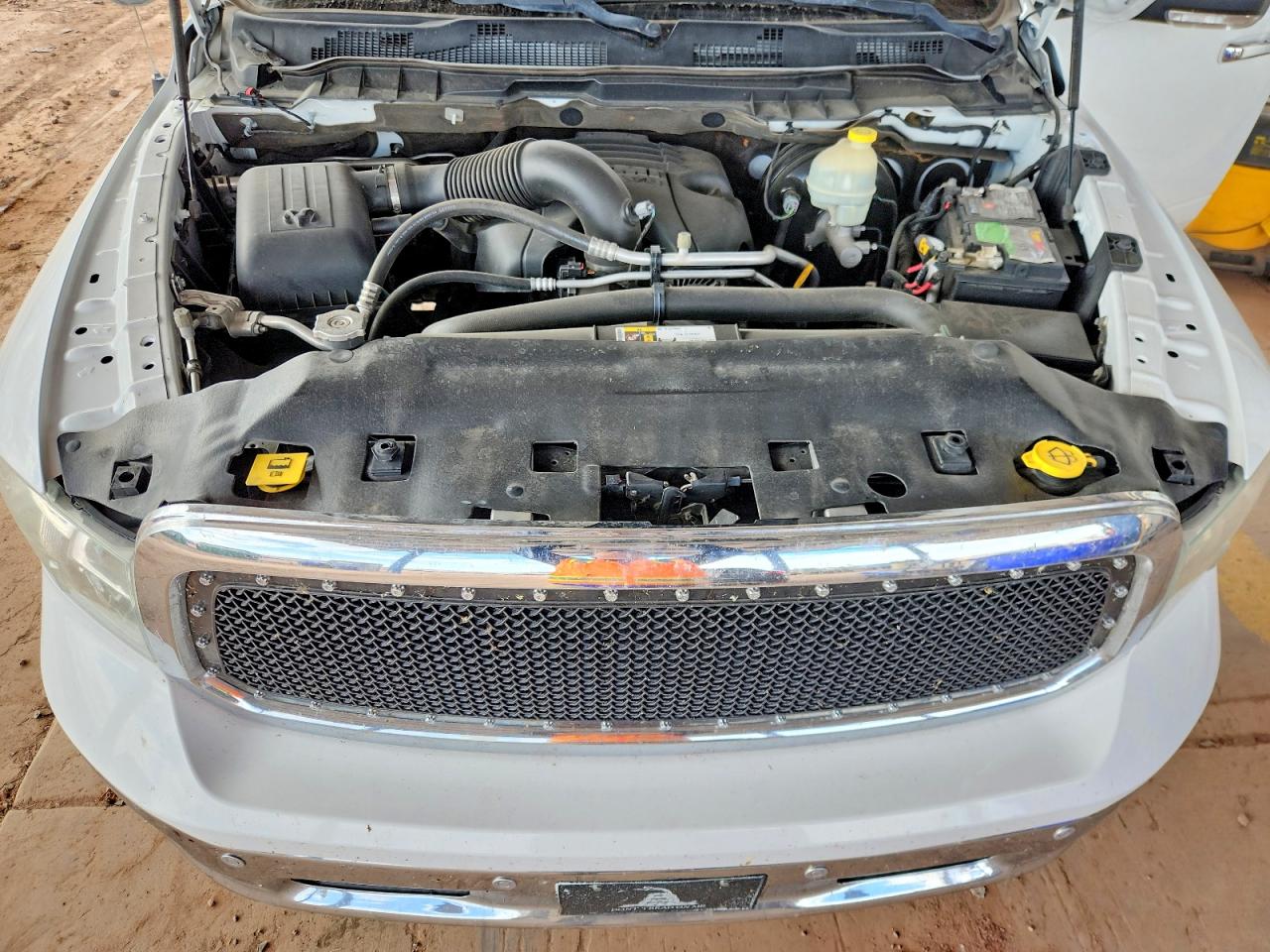 2016 RAM 1500 SLT photo 21