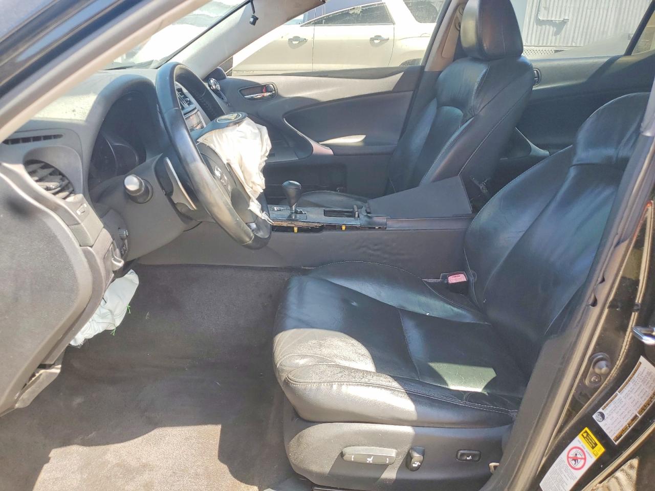 2010 LEXUS IS 250 photo 13
