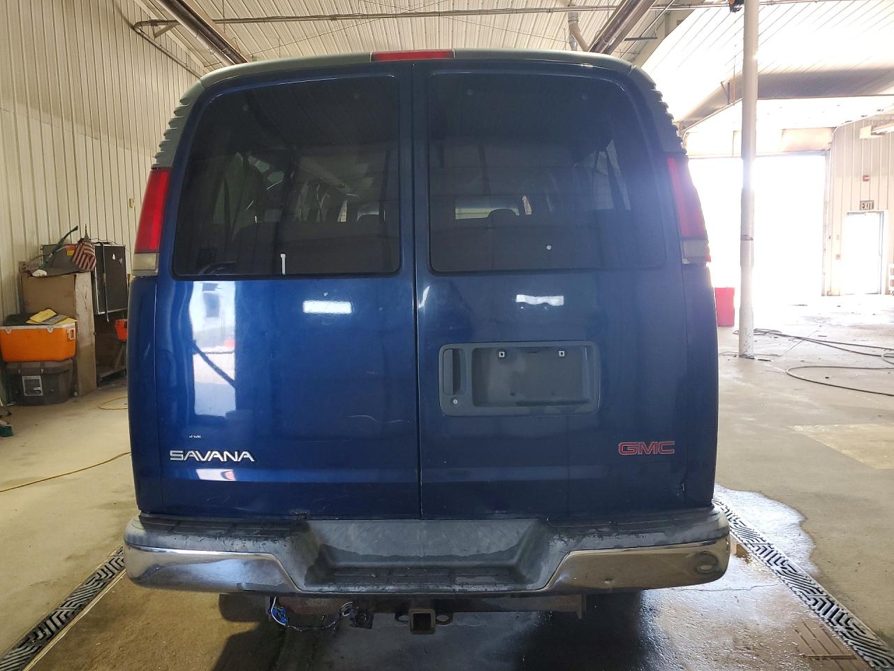 2002 GMC SAVANA G3500 photo 11