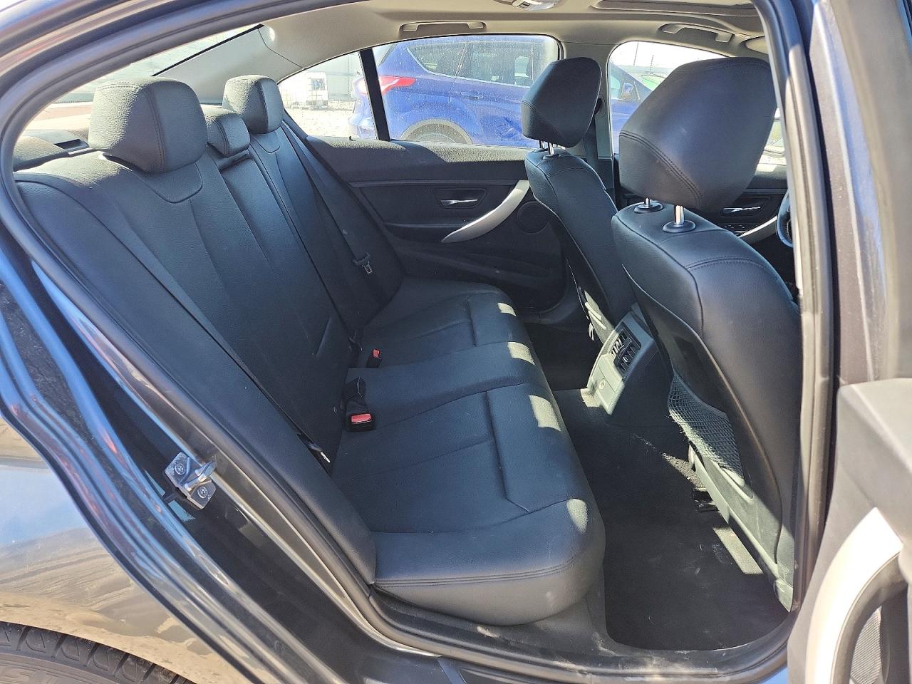 2014 BMW 320 I XDRIVE photo 19