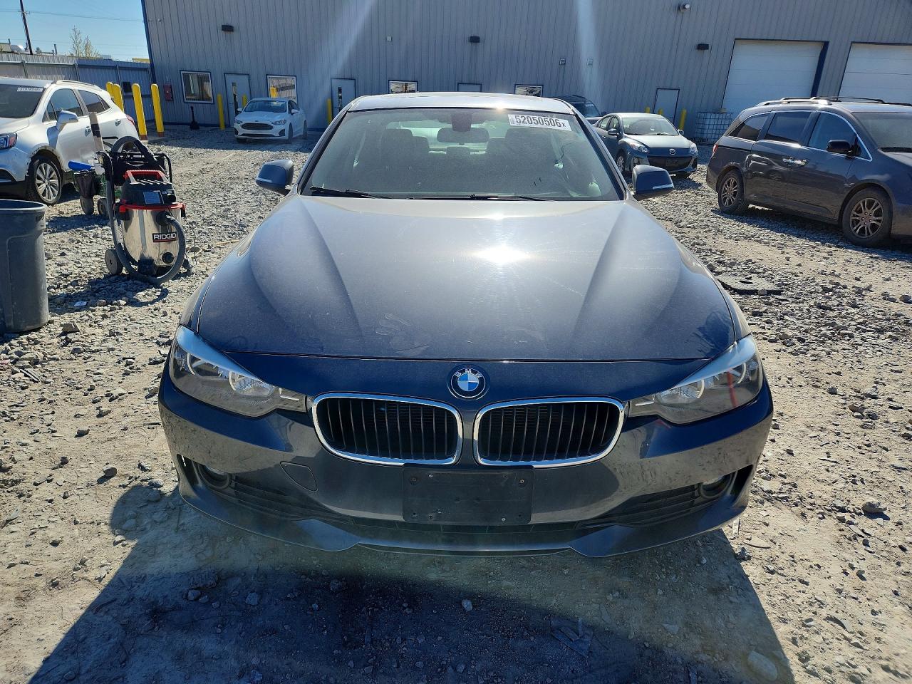 2014 BMW 320 I XDRIVE photo 9