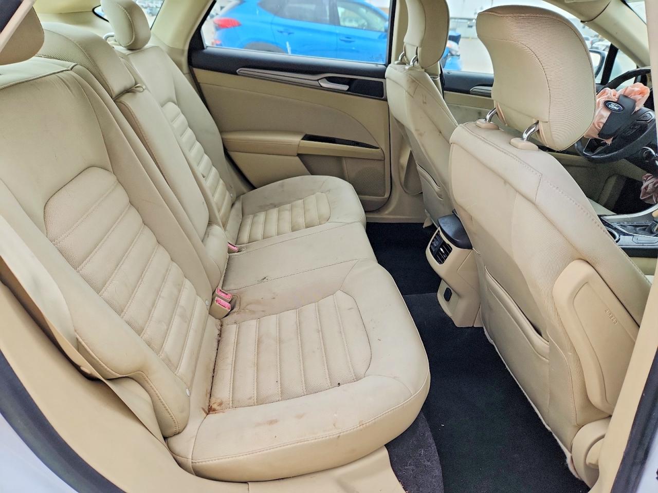 2014 FORD FUSION SE photo 10