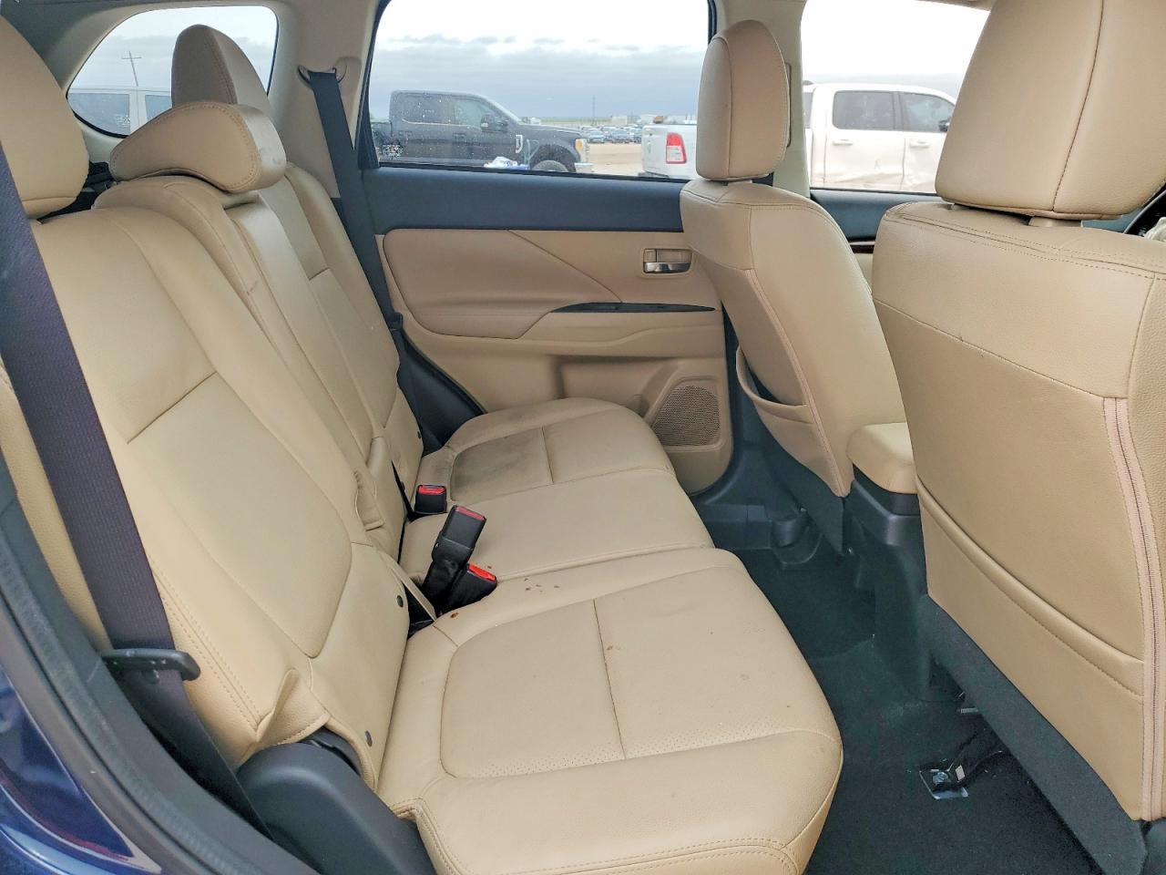 2015 MITSUBISHI OUTLANDER GT photo 21