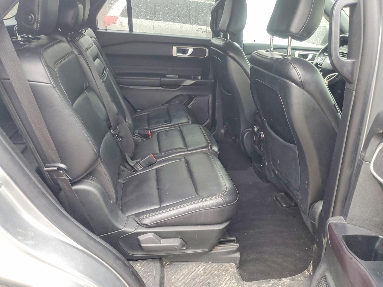 2020 FORD EXPLORER XLT photo 21