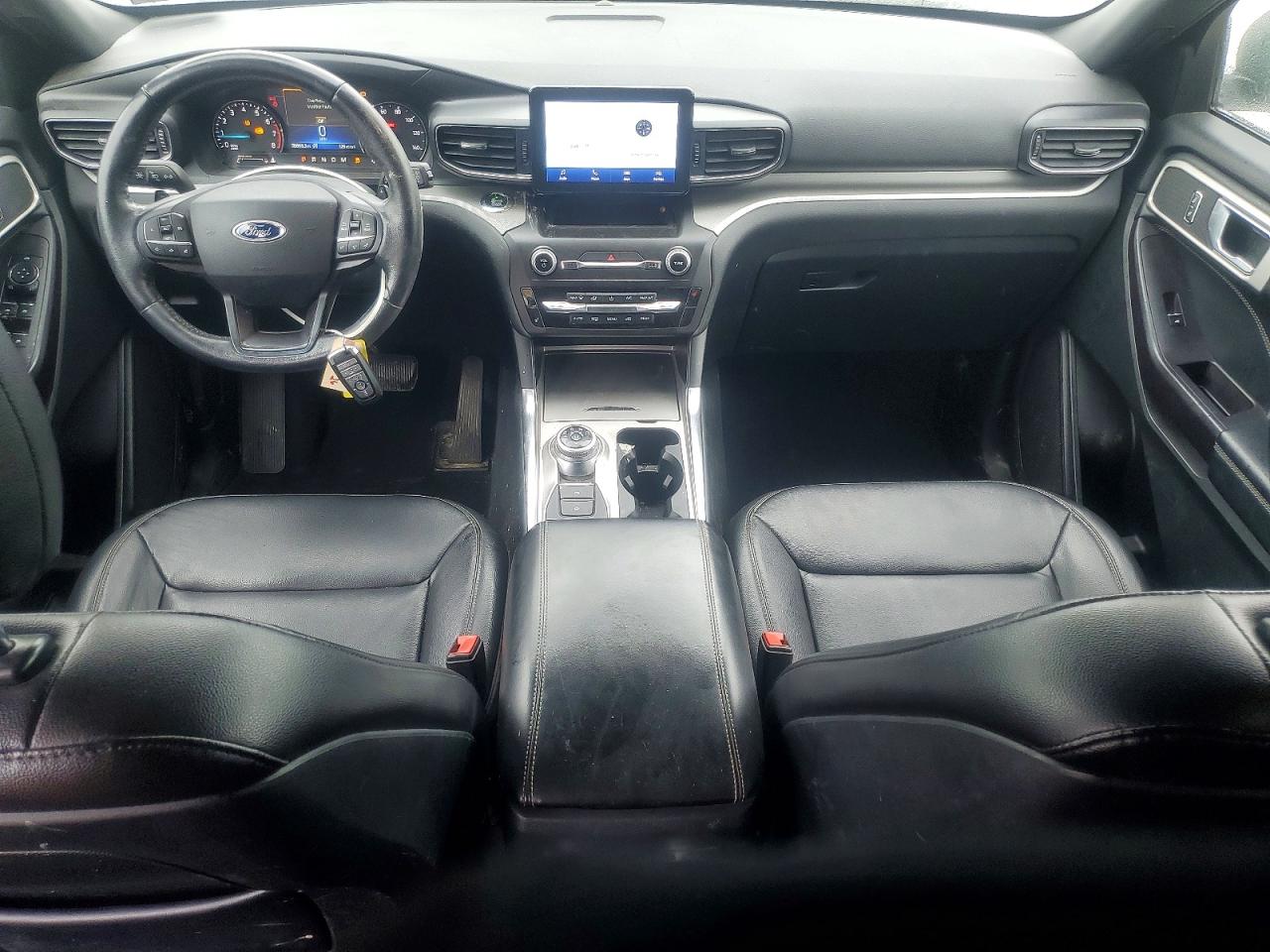 2020 FORD EXPLORER XLT photo 15