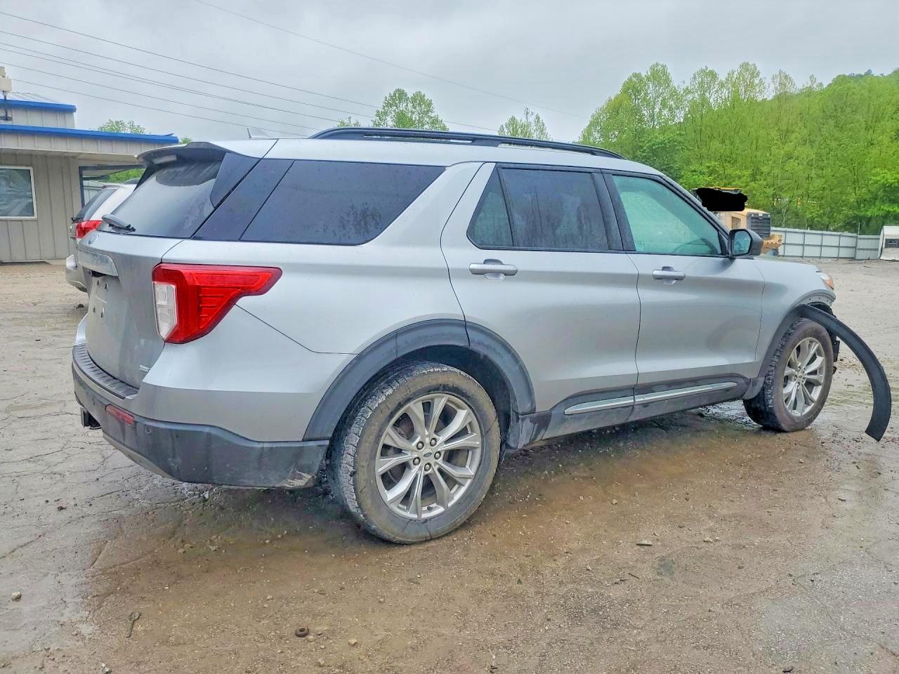2020 FORD EXPLORER XLT photo 5
