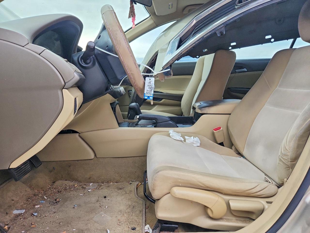 2008 HONDA ACCORD LX photo 13