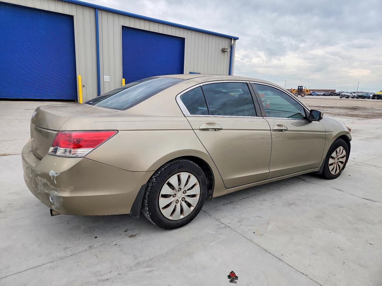 2008 HONDA ACCORD LX photo 5