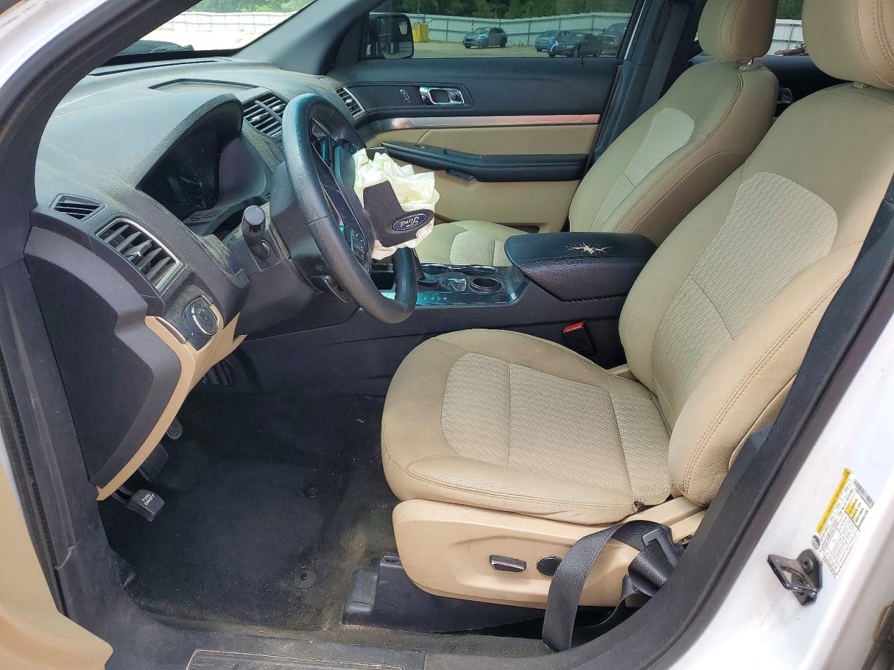 2017 FORD EXPLORER photo 13