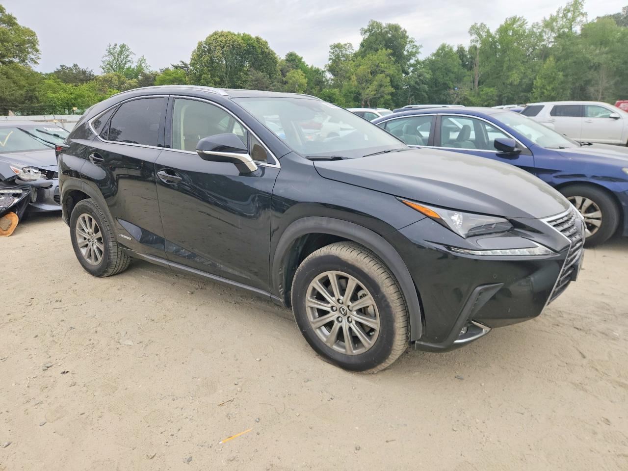 2020 LEXUS NX 300H photo 7