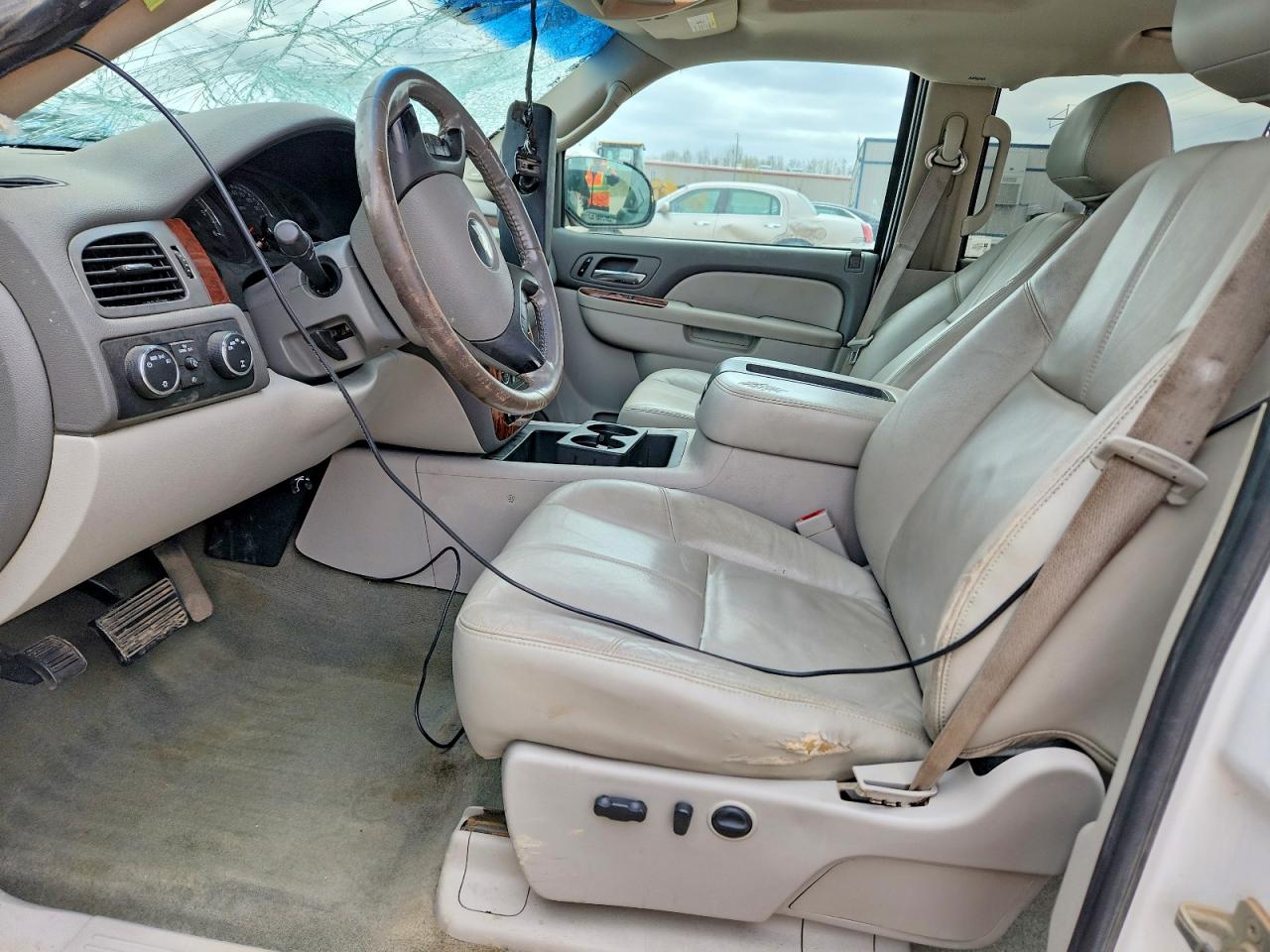 2010 CHEVROLET SILVERADO K1500 LTZ photo 13