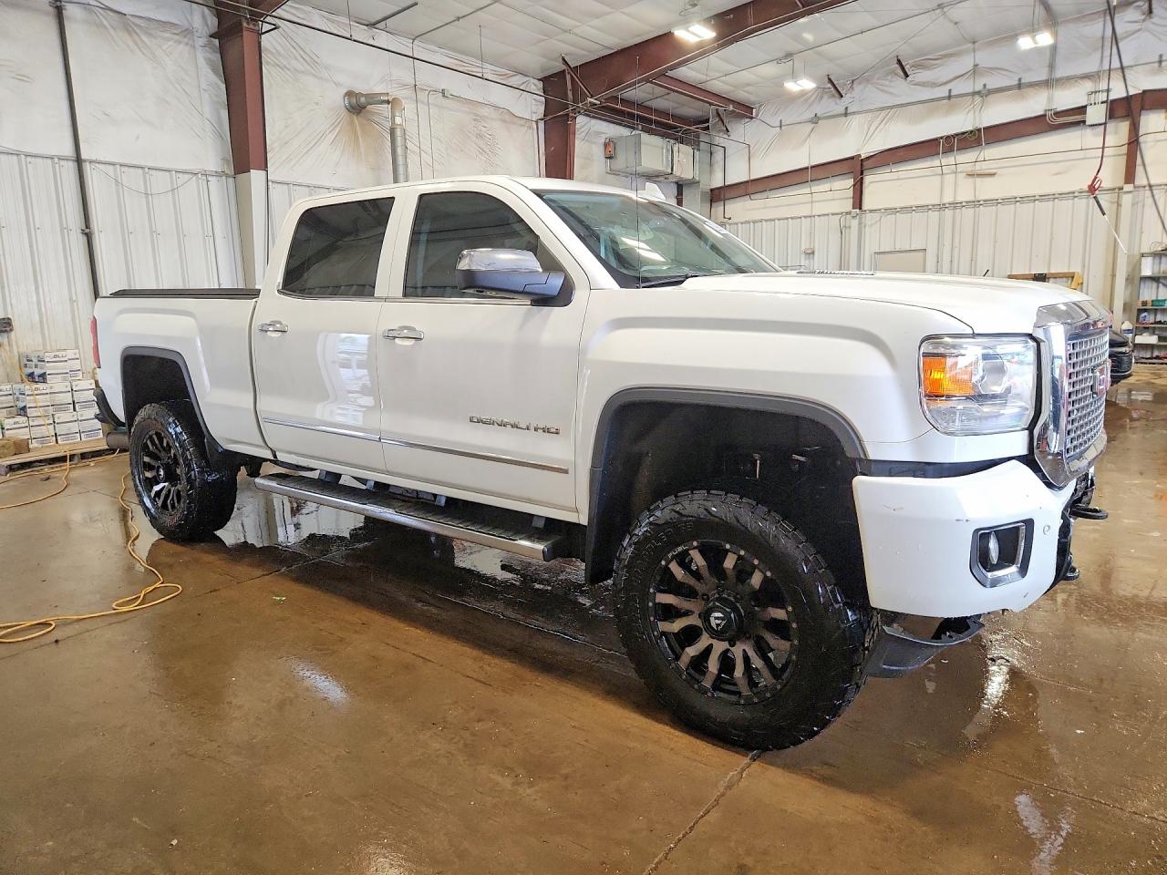 2015 GMC SIERRA K2500 DENALI photo 7