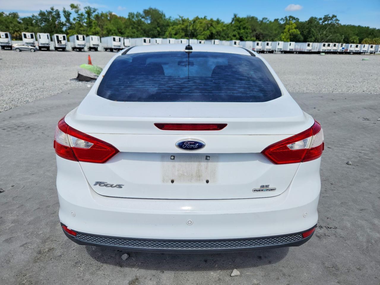 2014 FORD FOCUS SE photo 16