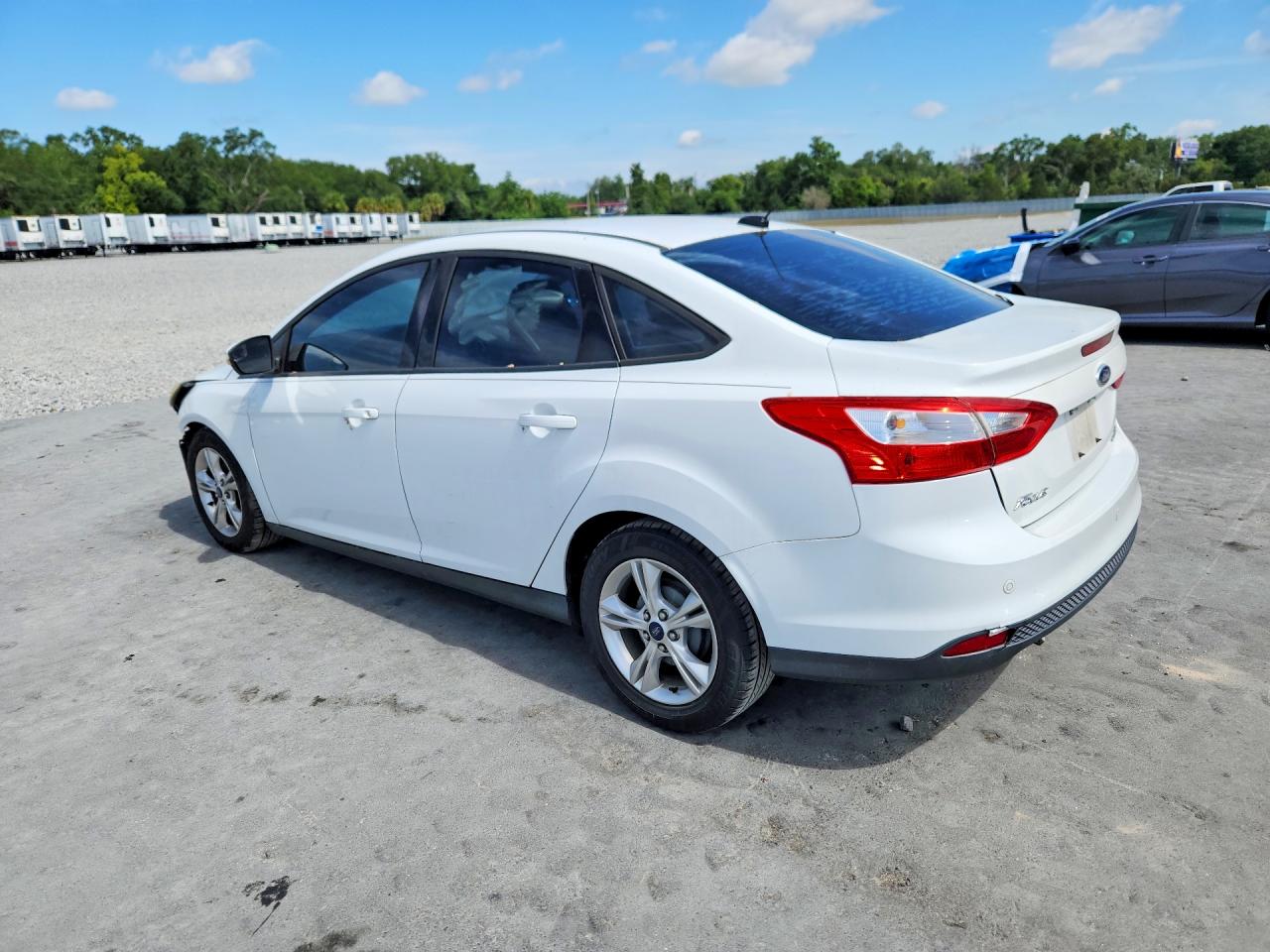 2014 FORD FOCUS SE photo 4