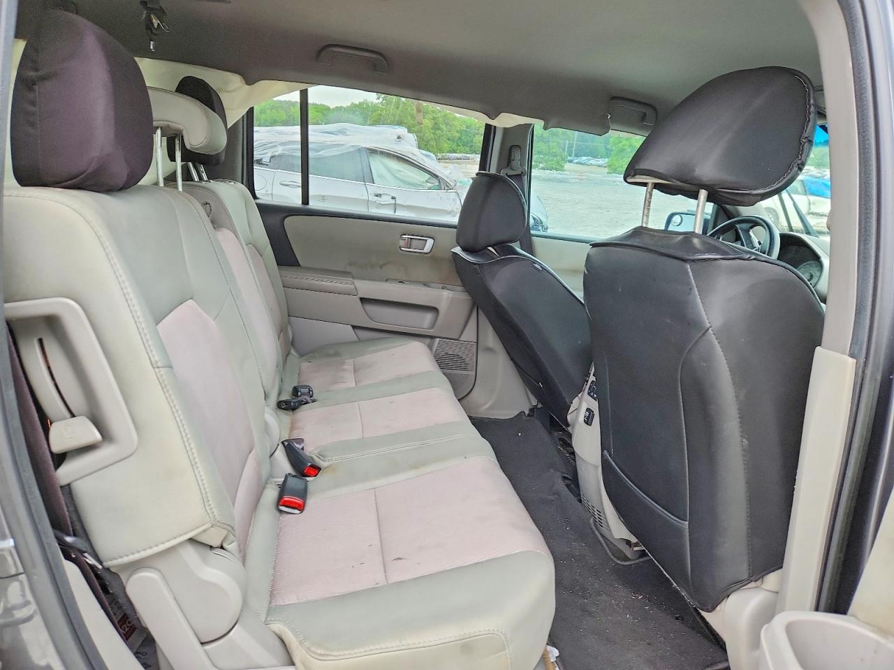 2013 HONDA PILOT EX photo 28