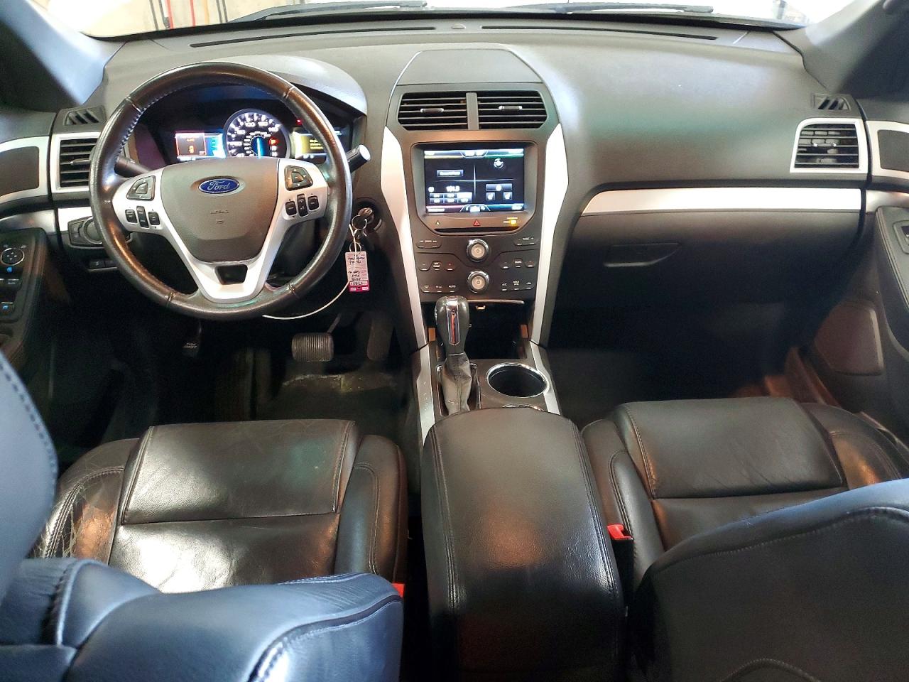 2013 FORD EXPLORER XLT photo 15