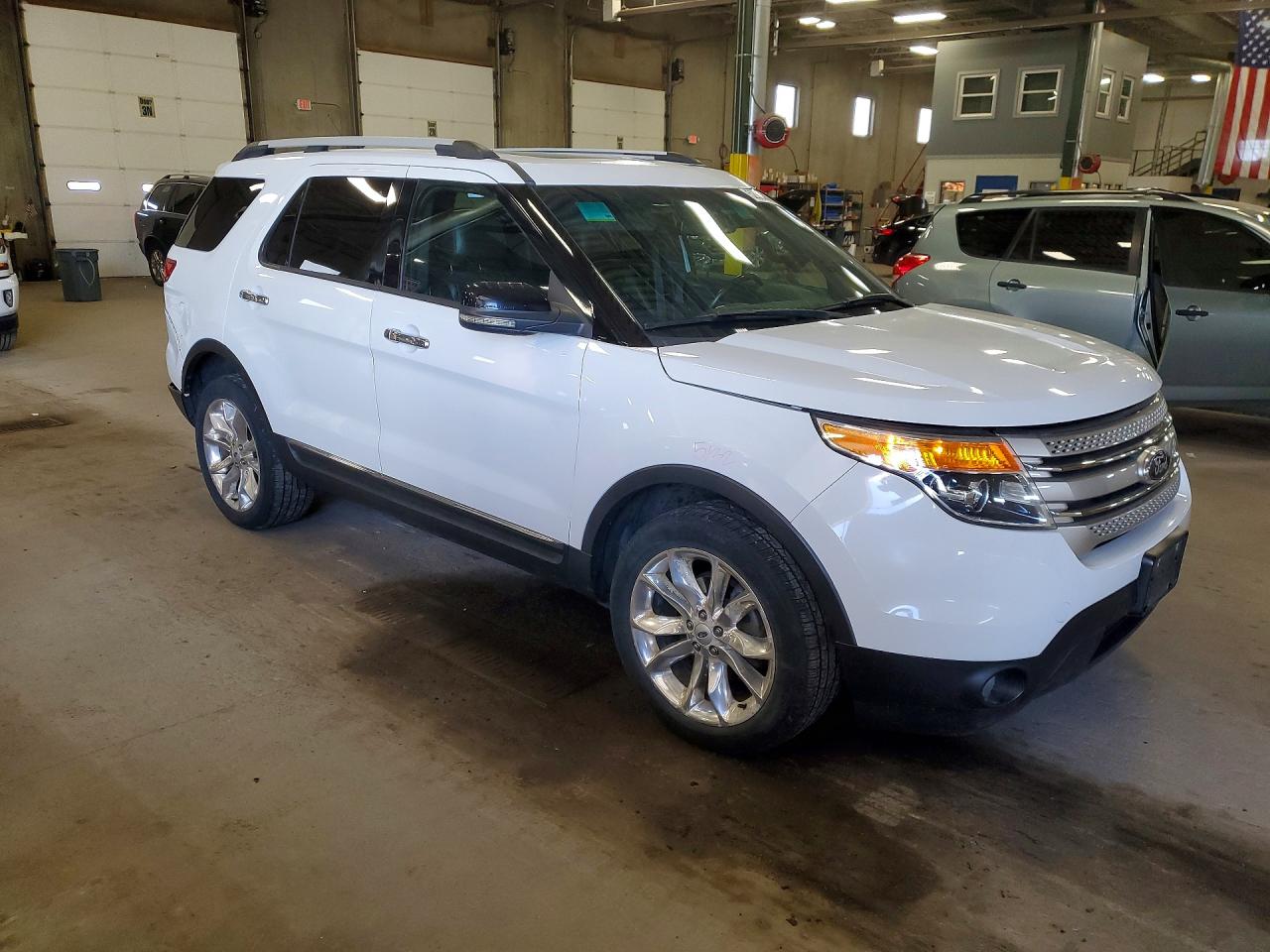 2013 FORD EXPLORER XLT photo 7