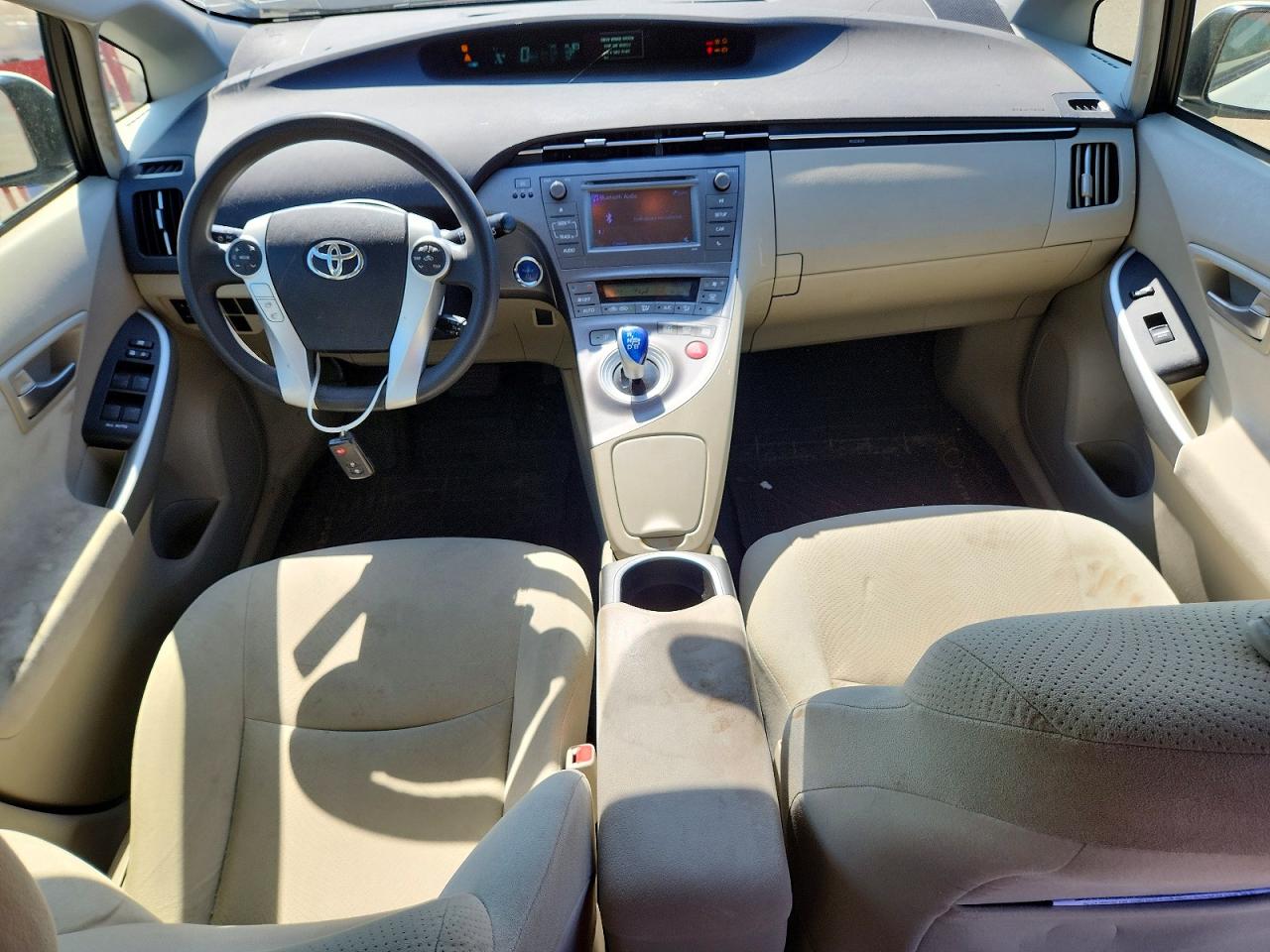 2015 TOYOTA PRIUS photo 22