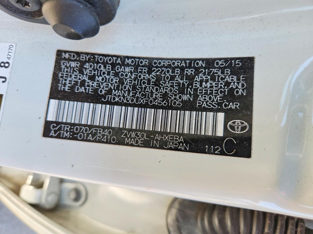 2015 TOYOTA PRIUS photo 34