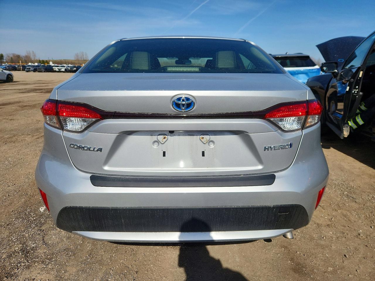 2022 TOYOTA COROLLA photo 11