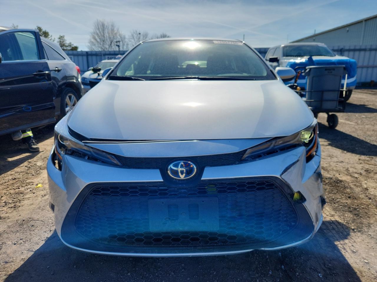 2022 TOYOTA COROLLA photo 9