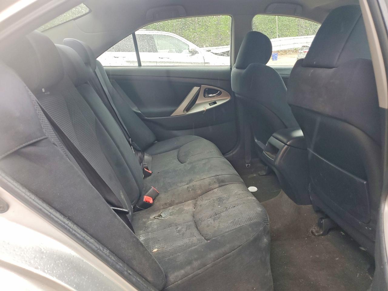 2007 TOYOTA CAMRY SE photo 28