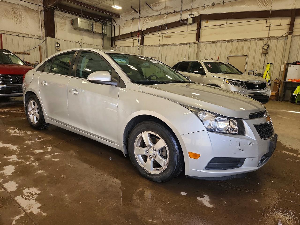 2013 CHEVROLET CRUZE LT photo 4