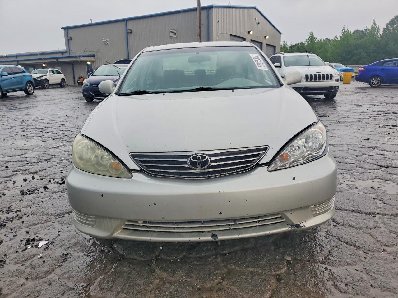 2005 TOYOTA CAMRY LE photo 13