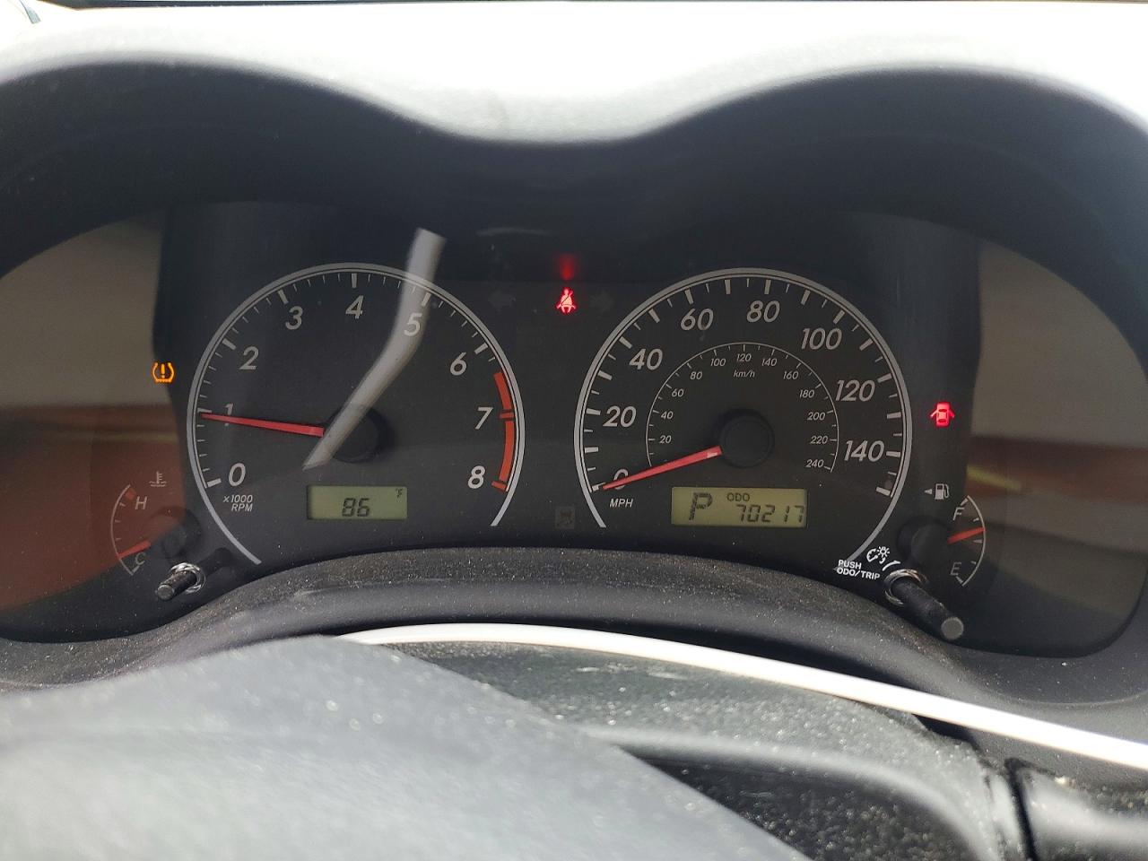 2012 TOYOTA COROLLA LE photo 25