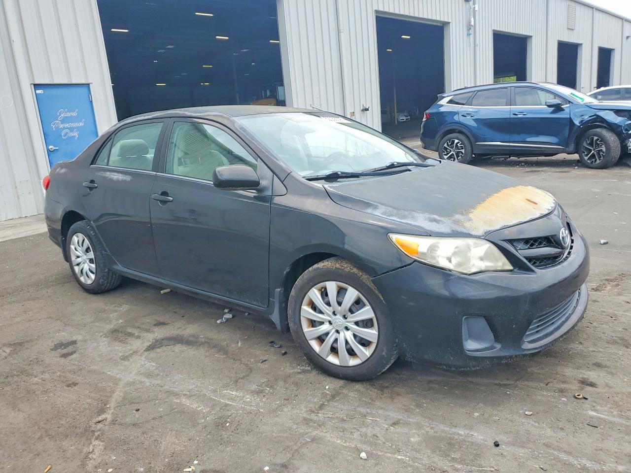 2012 TOYOTA COROLLA LE photo 10