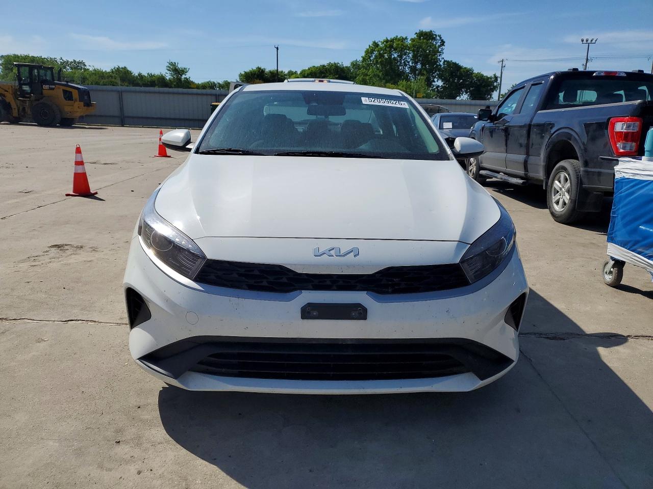 2023 KIA FORTE LX photo 9