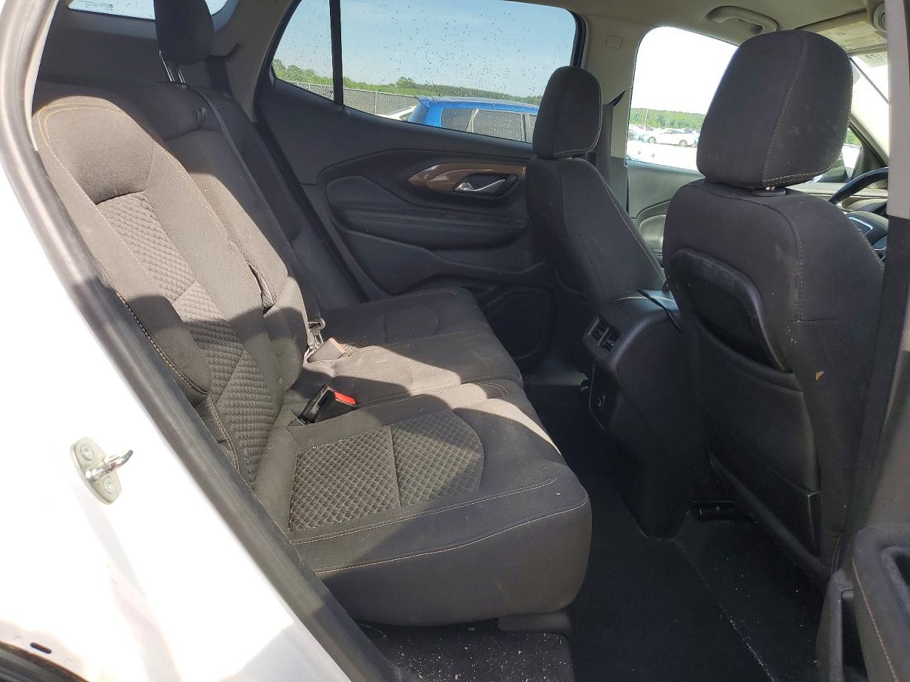 2018 GMC TERRAIN SLE photo 19