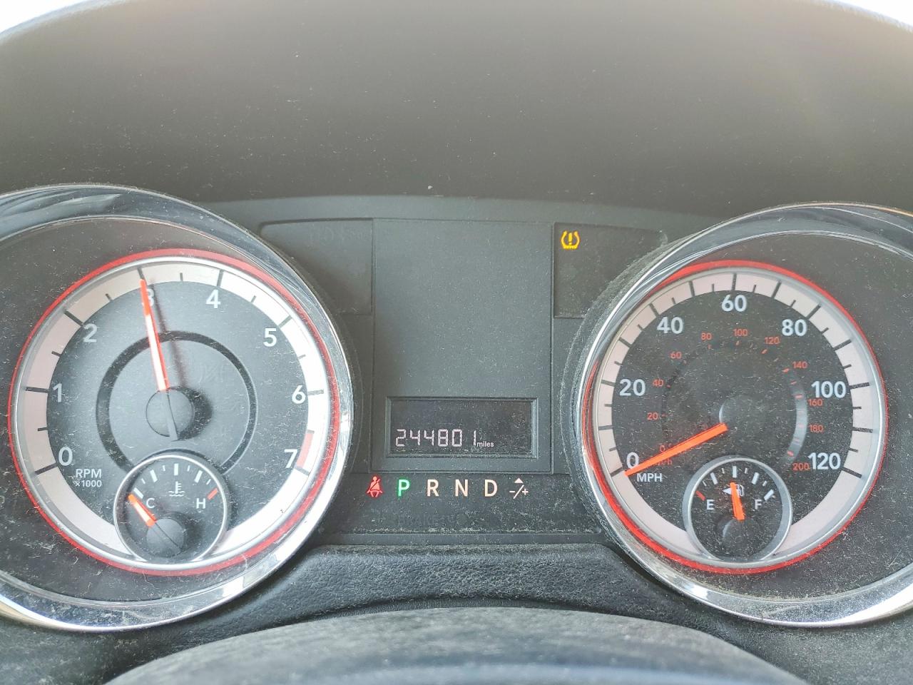 2011 DODGE GRAND CARAVAN MAINSTREET photo 25