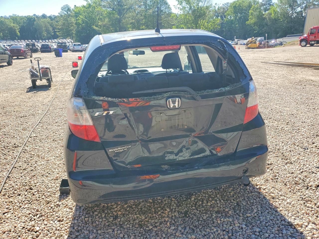 2013 HONDA FIT photo 11