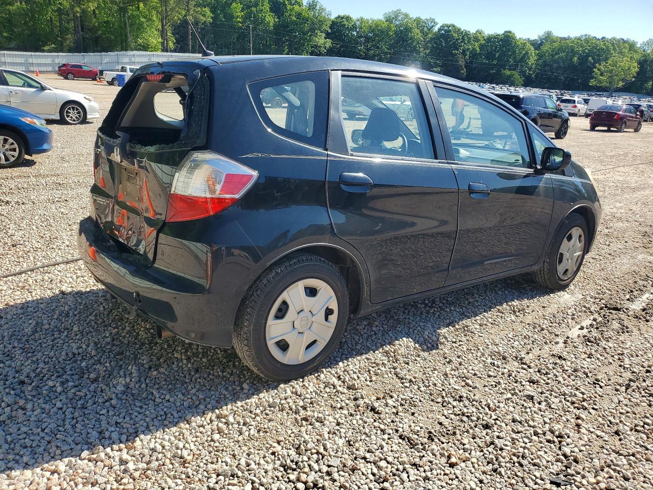 2013 HONDA FIT photo 5
