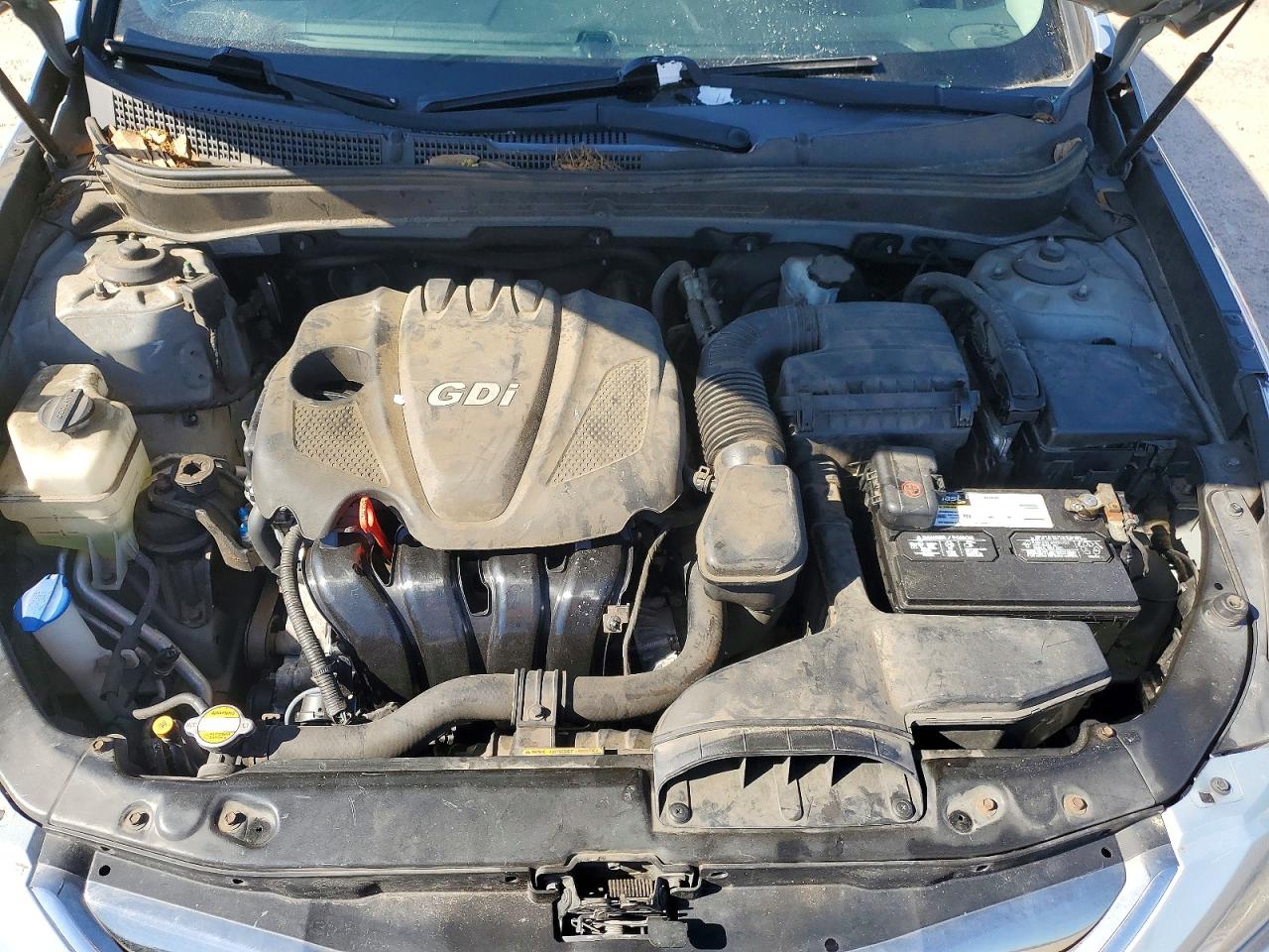 2011 HYUNDAI SONATA SE photo 21