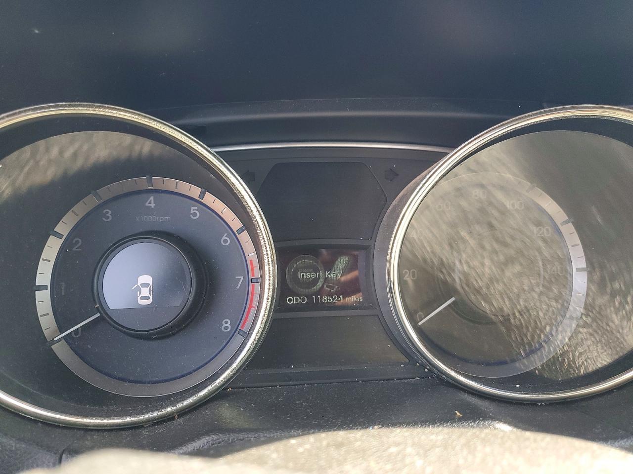 2011 HYUNDAI SONATA SE photo 17