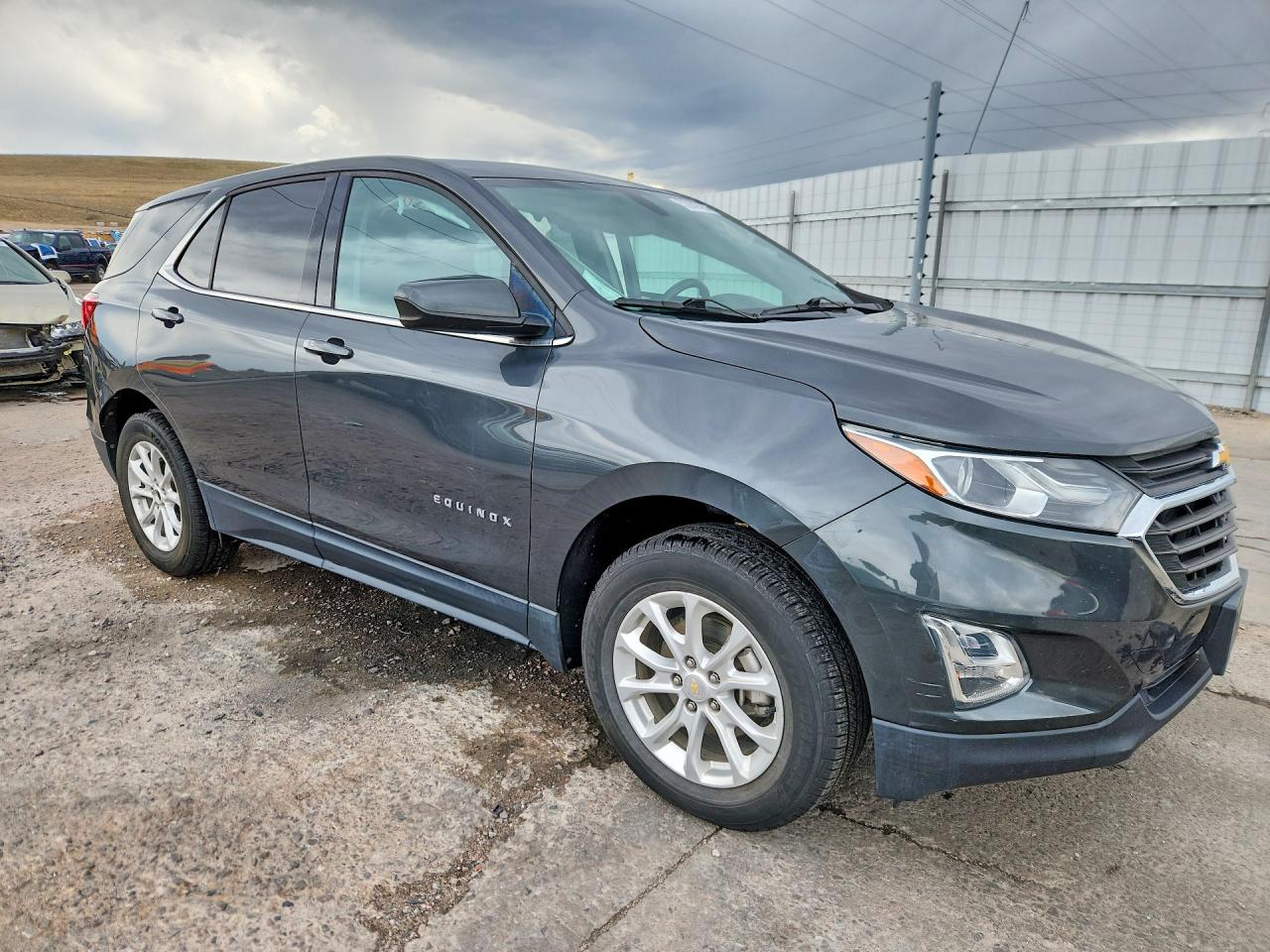 2018 CHEVROLET EQUINOX LT photo 4
