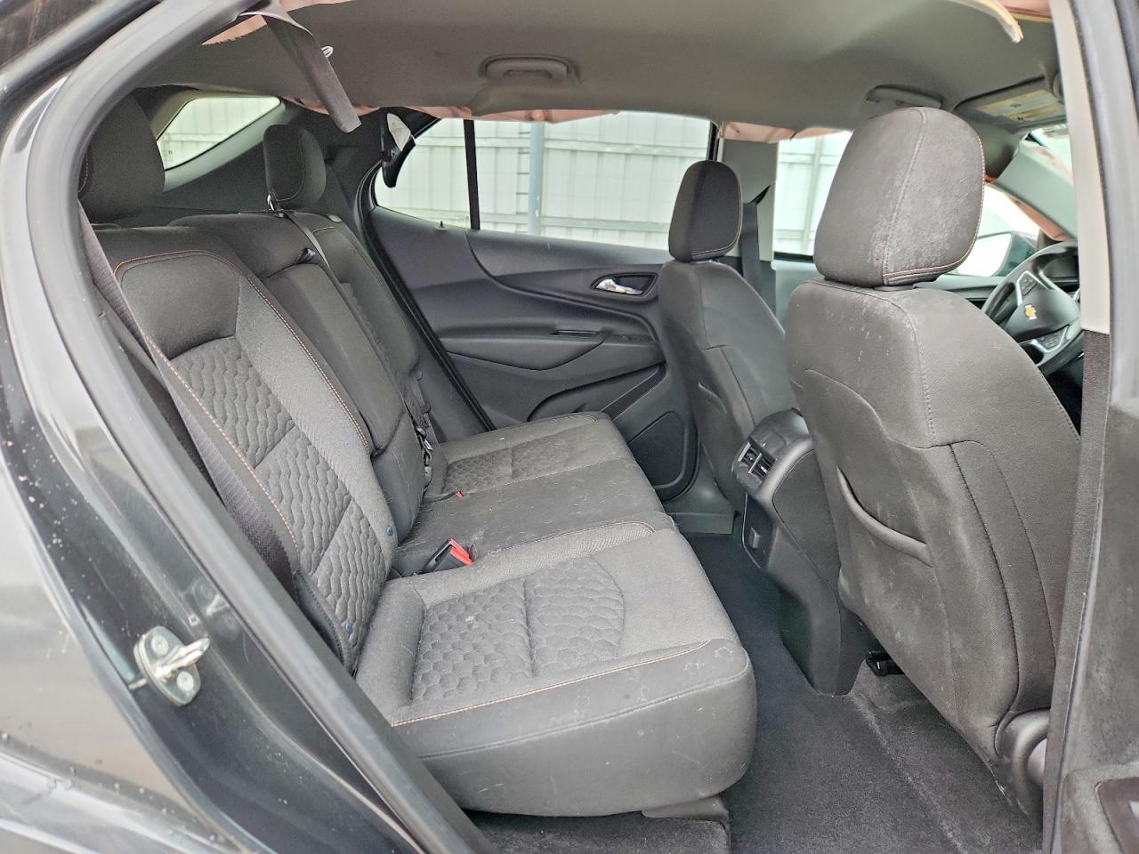 2018 CHEVROLET EQUINOX LT photo 11