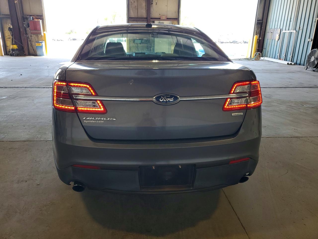 2014 FORD TAURUS SE photo 11