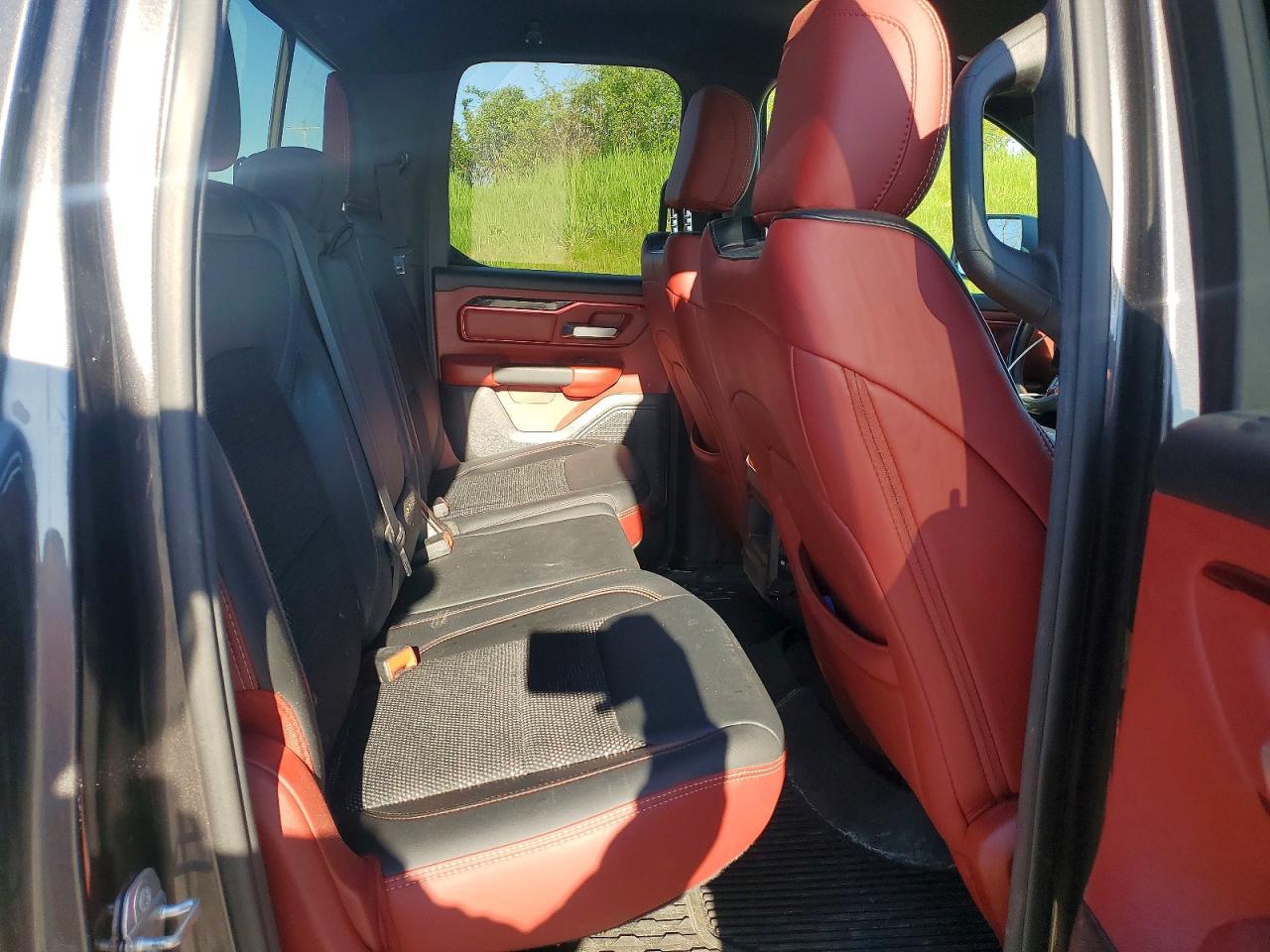 2019 RAM 1500 REBEL photo 19