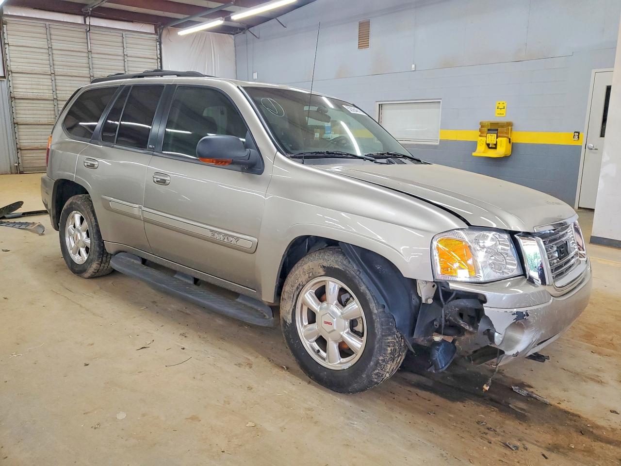 2003 GMC ENVOY photo 7