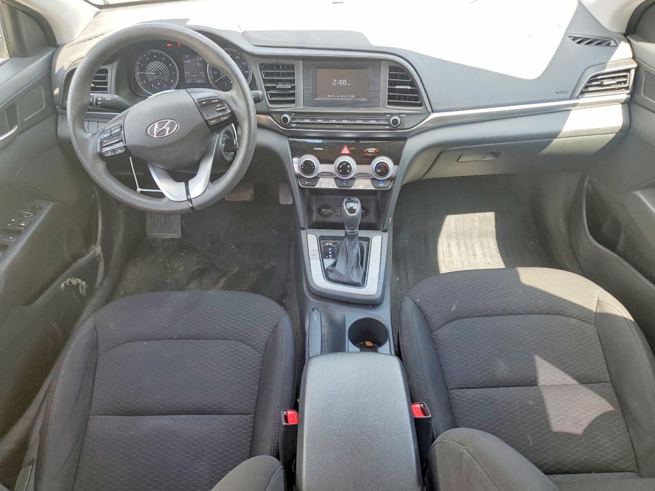 2019 HYUNDAI ELANTRA SE photo 15