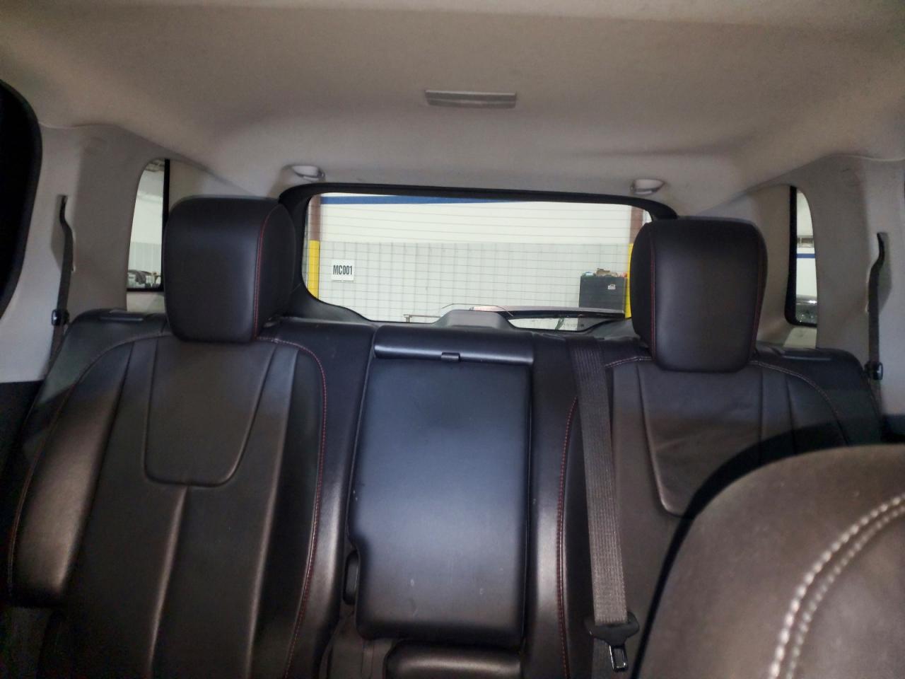 2015 GMC TERRAIN SLT photo 28