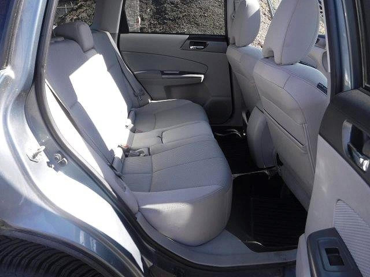 2011 SUBARU FORESTER 2.5X PREMIUM photo 11
