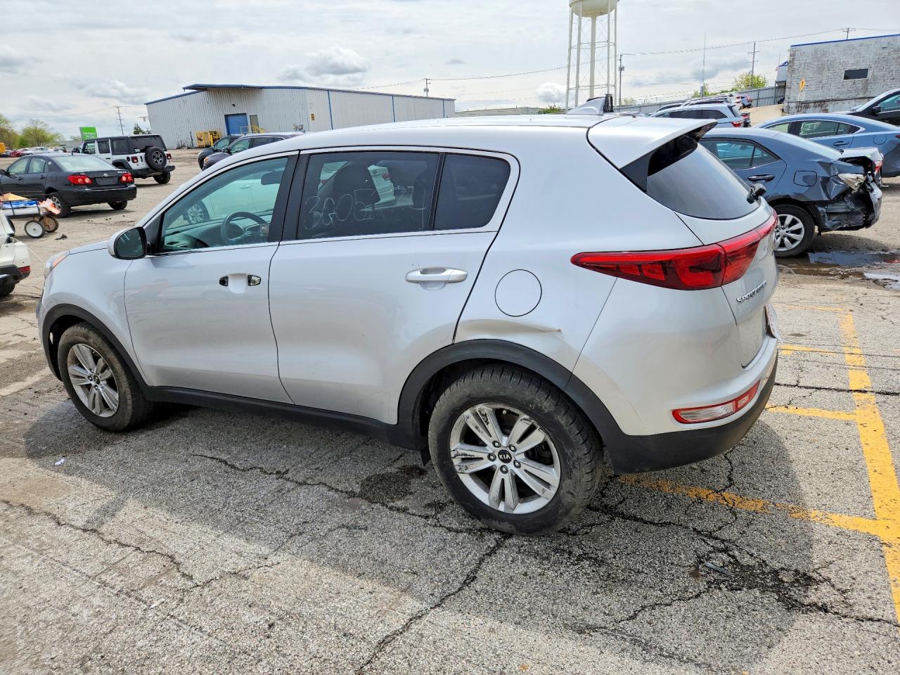 2017 KIA SPORTAGE LX photo 3