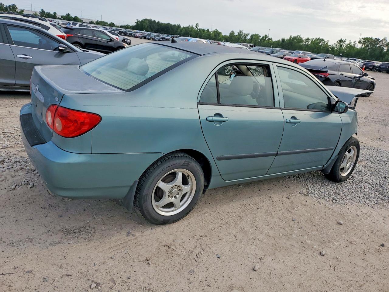 2006 TOYOTA COROLLA CE photo 5